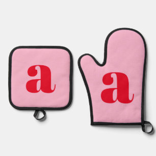 Ensemble De Gant De Cuisine Et De Manique Monogramme rose moderne initial personnalisé