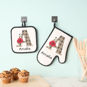 Ensemble De Gant De Cuisine Et De Manique Personalized monogram editable A text red flower f