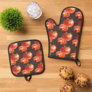Ensemble De Gant De Cuisine Et De Manique Tomate fraîche