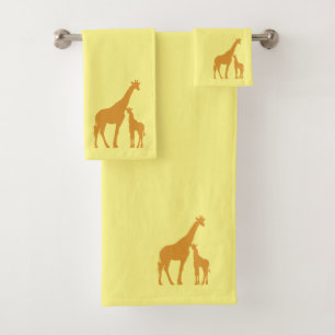 Ensemble de serviette de girafe de maman et de