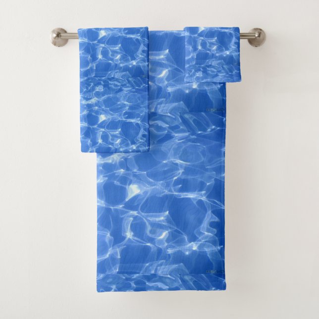Ensemble de serviettes bleues de l'océan (En situation)