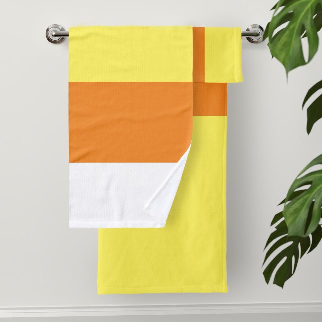 Ensemble de serviettes de bain à rayures blanc ora (Bright white, orange and yellow striped towels inspired by the colors of candy corn)