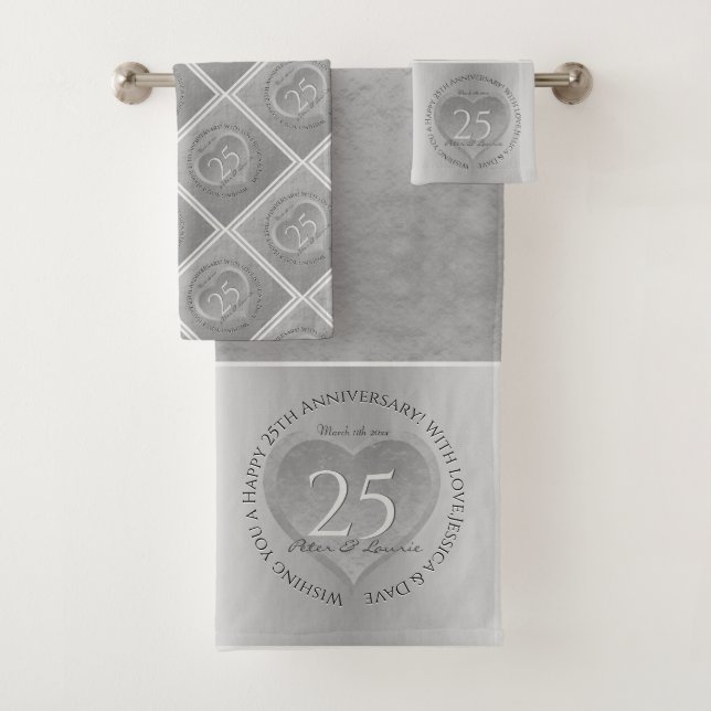 Ensemble de serviettes de bain d'or du 25e anniver (En situation)