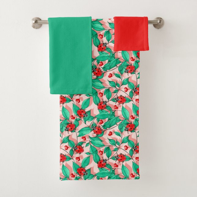 Ensemble de serviettes de bain Ladybugs en aquarel (En situation)