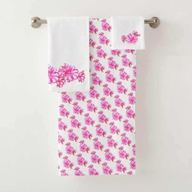 Ensemble de serviettes - fleurs de géranium rose (En situation)