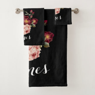 Ensemble décoré d'un monogramme de serviette de