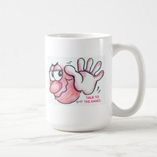 ENTRETIEN DANS LA TASSE DE CAFÉ DE MAIN