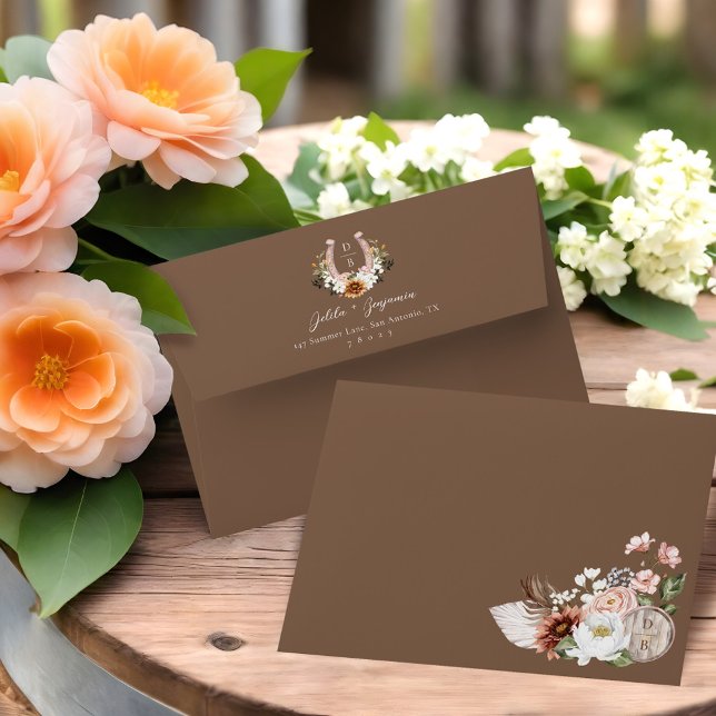 Enveloppe Aquarelle Floral Boho Western Horseshoe Monogramme (Watercolor Floral Boho Western Horseshoe Monogram Envelope)