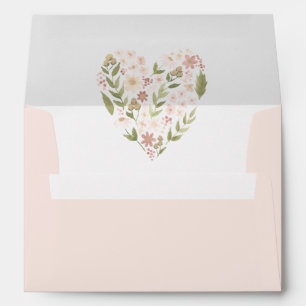 Enveloppe Bébé en fleur rose Baby shower de fille au coeur f