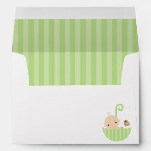 Enveloppe Bébé mignon dans parapluie vert