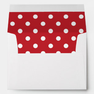 Enveloppe blanche, point polka rouge cerise