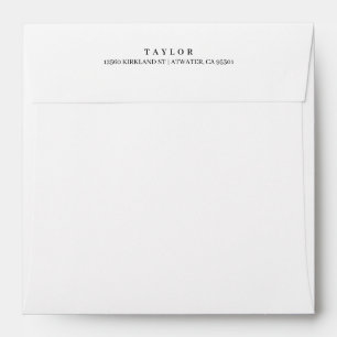 Enveloppe blanche simple moderne pré-adressée