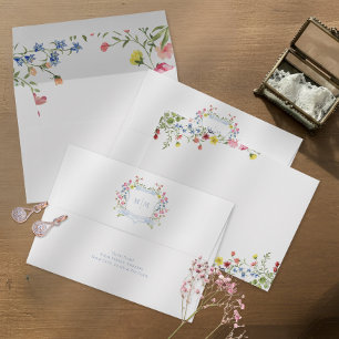 Enveloppe Blason Élégant de Fleur Sauvage au Bleu Pâle Pouss