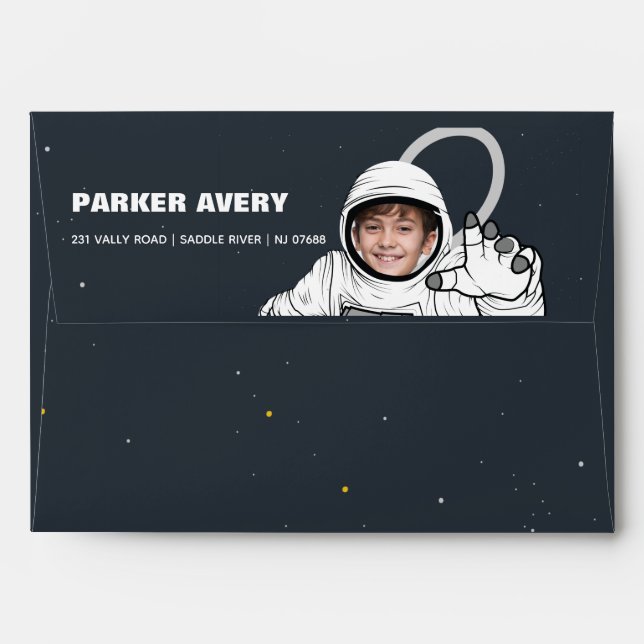 Enveloppe Blast Off Astronaut Photo Boy Anniversaire (Dos (Haut rabat))