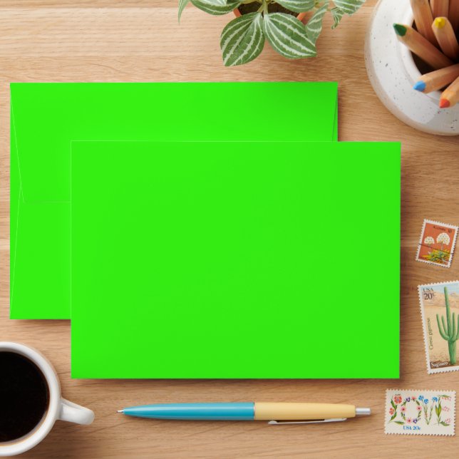 Enveloppe Bold Neon Green A7 Envelope for Greeting Cards (Desk)