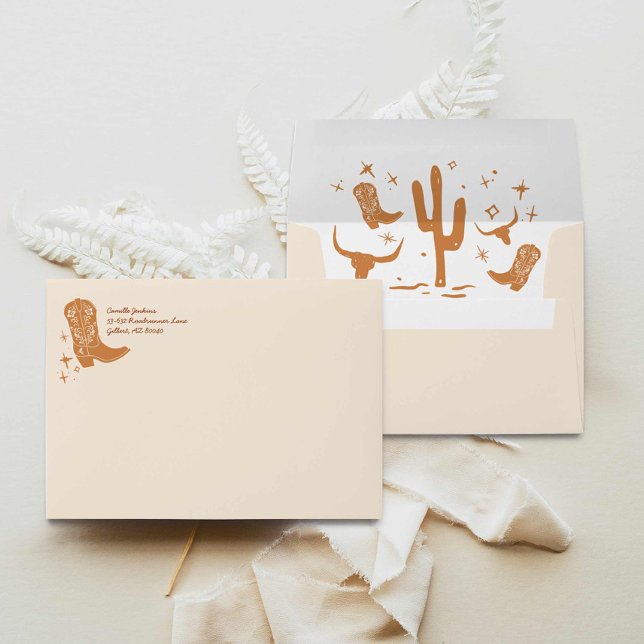 Enveloppe Bottes rustiques et bubbly à la main (Boots and Bubbly Western Bridal Shower Invitation envelope)