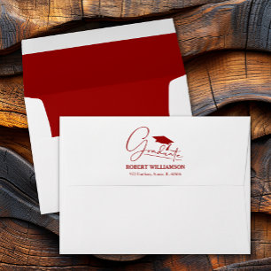 Enveloppe Cardinal Red Graduation Cap Adresse de retour