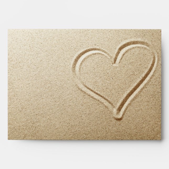Enveloppe Coeur Dessiné Dans Le Sable (Devant)