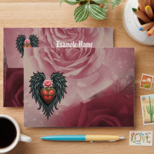 Enveloppe Coeur gothique avec Fleur et Ailes.
