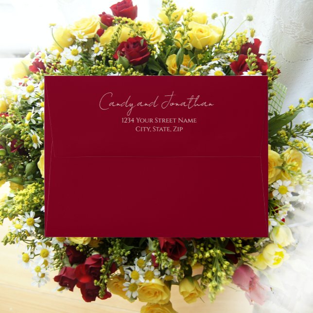 Enveloppe Cranberry Red Style simple Mariage de script moder (In Situ Flowers)