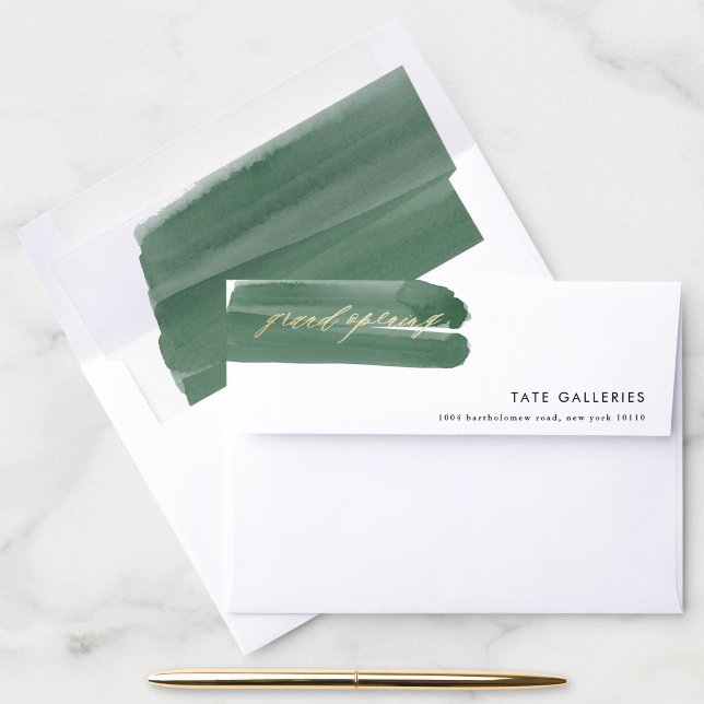 Enveloppe d'adresse de retour du ruban d'ouverture (Green watercolor opening ribbon return address envelope with matching liner.)