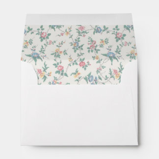 Enveloppe d'adresse florale blanche rose rose