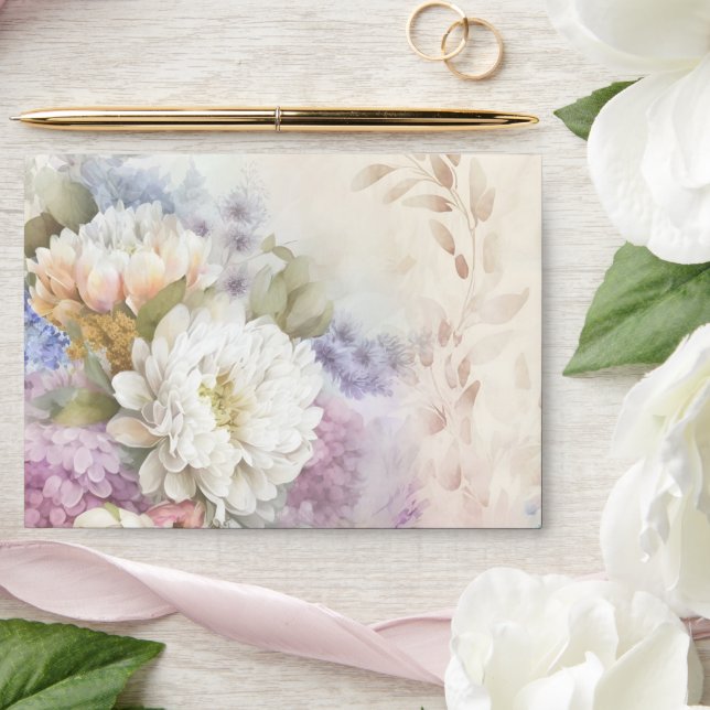 Enveloppe Dahlias blanc avec accents pastel violet et bleu (Wedding)