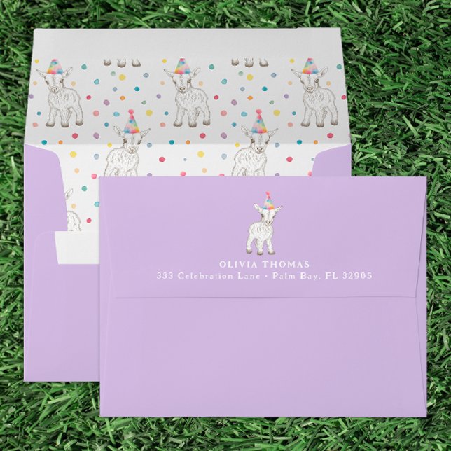 Enveloppe d'anniversaire de la chèvre animale de f (Petting Zoo Birthday Theme Pastel Envelope)