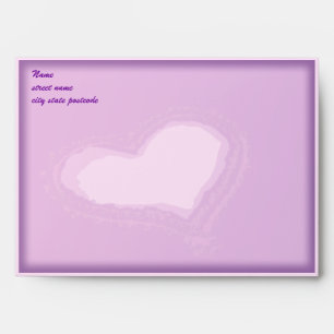 Enveloppe de coeur pourpre