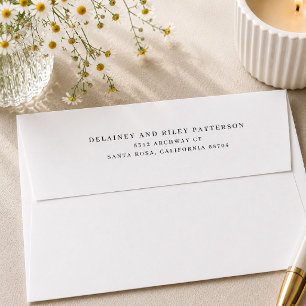 Enveloppe de retour d'adresse blanc classique