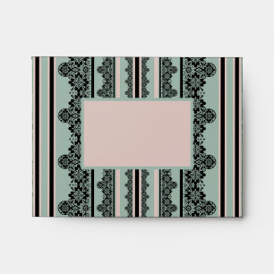 Enveloppe Dentelle noire, oreiller jetable ouvert