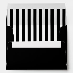 Enveloppe d'invitation à rayures noir et blanc