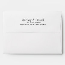 Enveloppe d'invitation essentielle