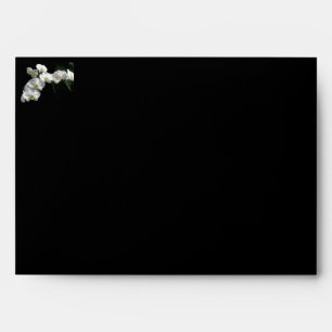 Enveloppe d'orchidées blanches