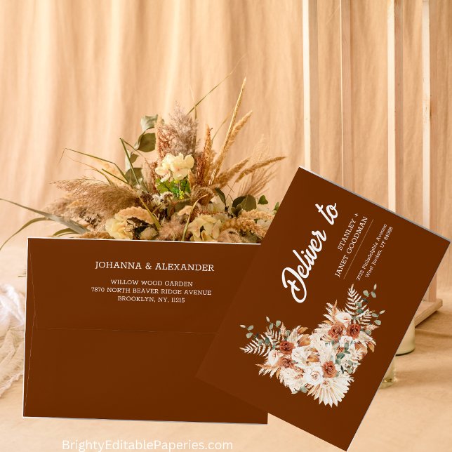 Enveloppe Earthy Elegance Moderne Boho Mariage en terre cuit (Embrace the warmth of love with our Modern Bright Terracotta Boho Wedding Envelope.)