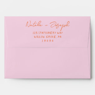 Enveloppe Écrit à la main rose Whimsical Retro Mariage moder
