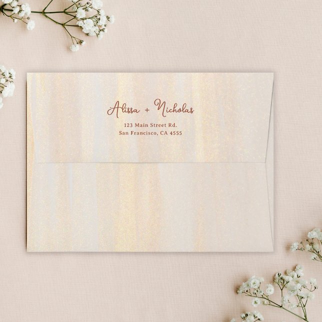 Enveloppe Élégant pinceau or & Mariage de script en terre cu (Créateur téléchargé)