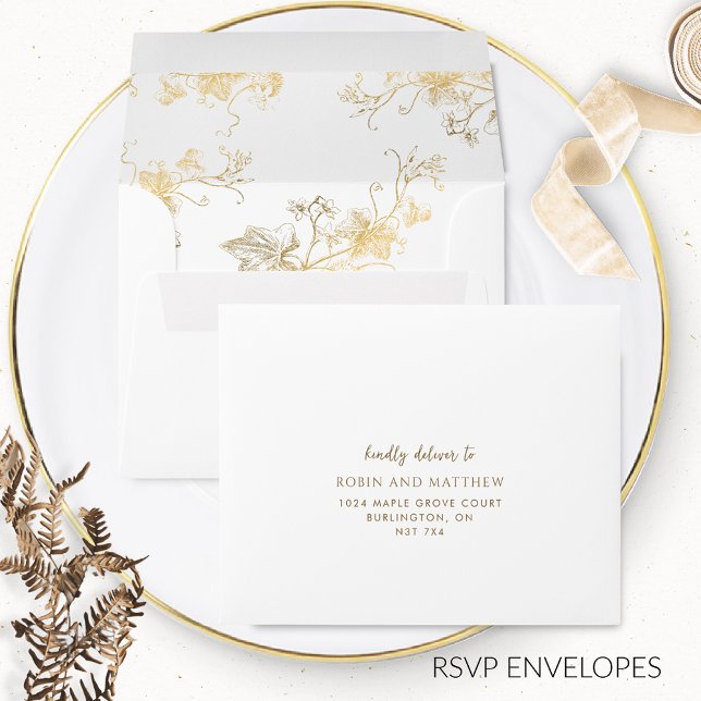 Enveloppe Elégant RSVP blanc et or avec floral doré (Créateur téléchargé)