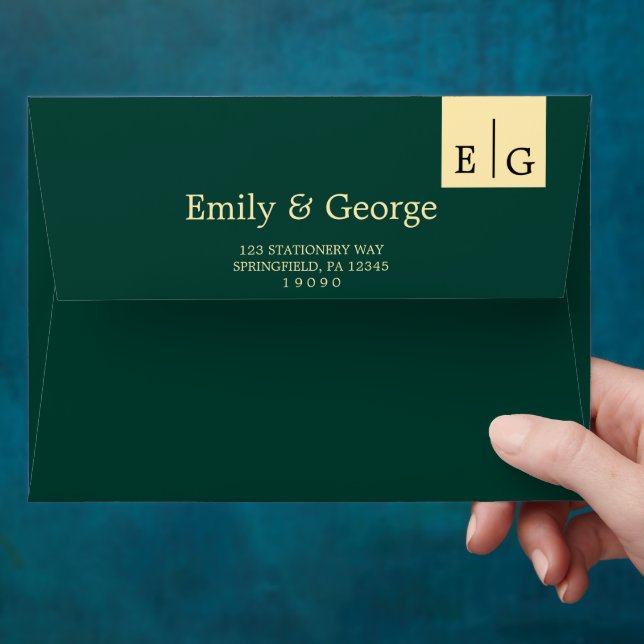 Enveloppe Élégant Simple Green Gold Monogramme Mariage moder (Hand)