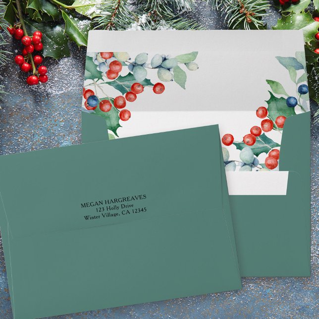 Enveloppe Faire-part de mariage vert aux baies vertes Holly  (Winter wedding invitation envelopes. You can add your return address to the back flap)