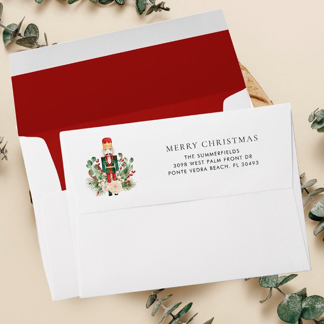 Enveloppe Festive Christmas Nutcracker Adresse de retour (Christmas Botanical Nutcracker Greenery Red Return Addressed Envelope)