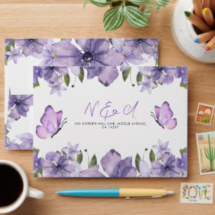 Enveloppe Fleur sauvage d'aquarelle aux papillons violets