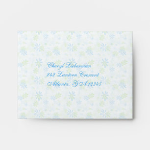 Enveloppe fleurie bleue, blanche, et de la chaux