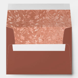 Enveloppe florale en terre cuite et cuivre