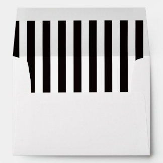 Enveloppe formelle élégante rayée noire et blanche