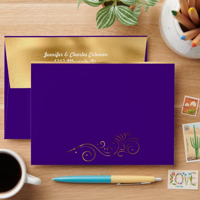 Enveloppe Formelle Purple & Gold Invitation (Desk)