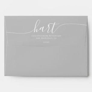 Enveloppe Gris avec l'adresse de retour du script blanc