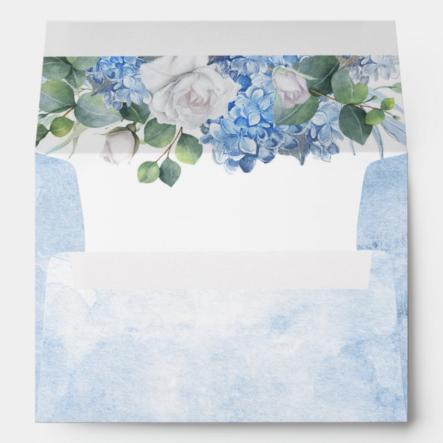 Enveloppe Hydrangée bleu poussiéreux et fleurs blanches élég (Dos (Bas))