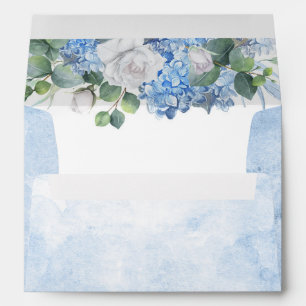 Enveloppe Hydrangée bleu poussiéreux et fleurs blanches élég