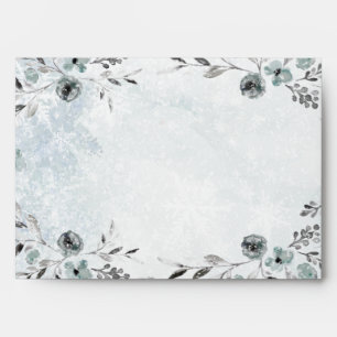 Enveloppe Icy Dusty Blue Winter Greenery Script Calligraphie